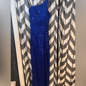 great condition, worn for 2 hours for homecoming court, size 0